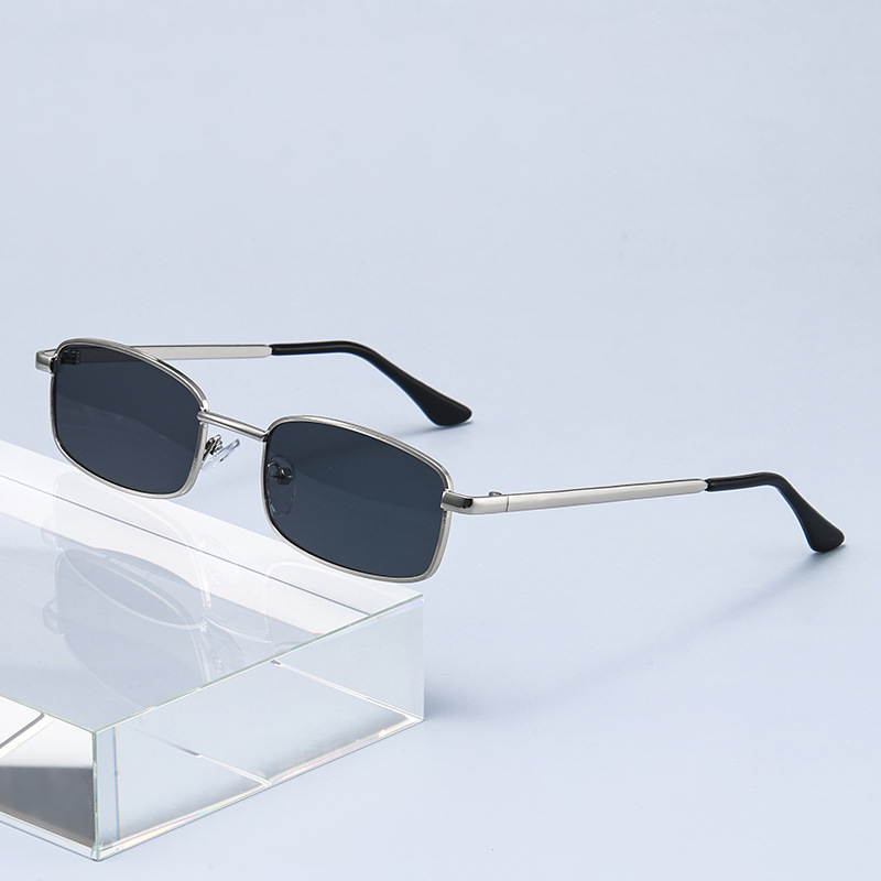 Fashion Punk Sunglasses Women  - đánh giá và giá Vintage Fashion Girl
